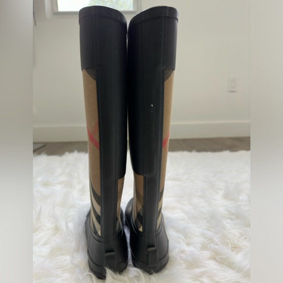Burberry Canvas rubber riding boots - Picture 9 of 9